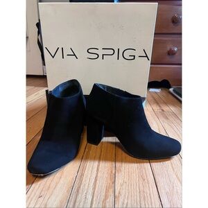Via Spiga Women's Black Ankle Boots